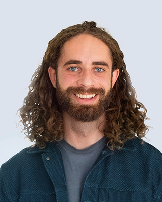 Jordan Wiener, Registered Psychotherapist providing virtual men's therapy in Ontario